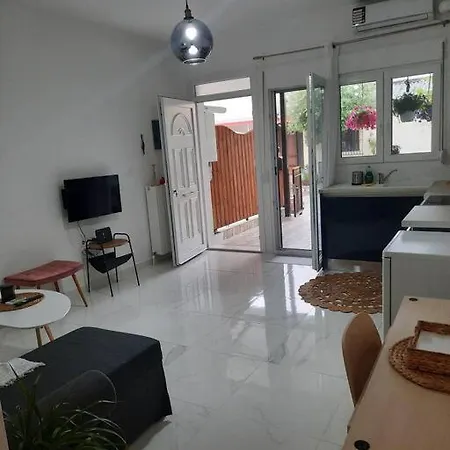 House In Diavata, Thessaloniki, Greece Apartment *