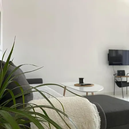 House In Diavata, Thessaloniki, Greece Apartment *