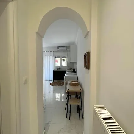 Apartment House In Diavata, Thessaloniki, Greece