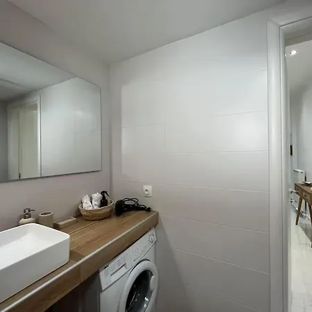 Apartment House In Diavata, Thessaloniki, Greece *