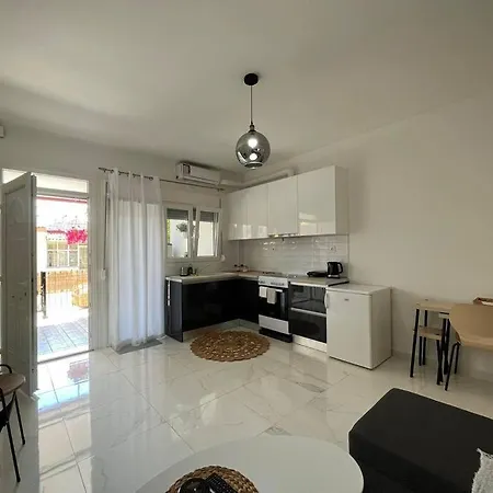 Apartment House In Diavata, Thessaloniki, Greece Thessaloniki
